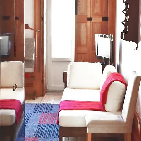 Stories & Homes Fontainhas Apartament